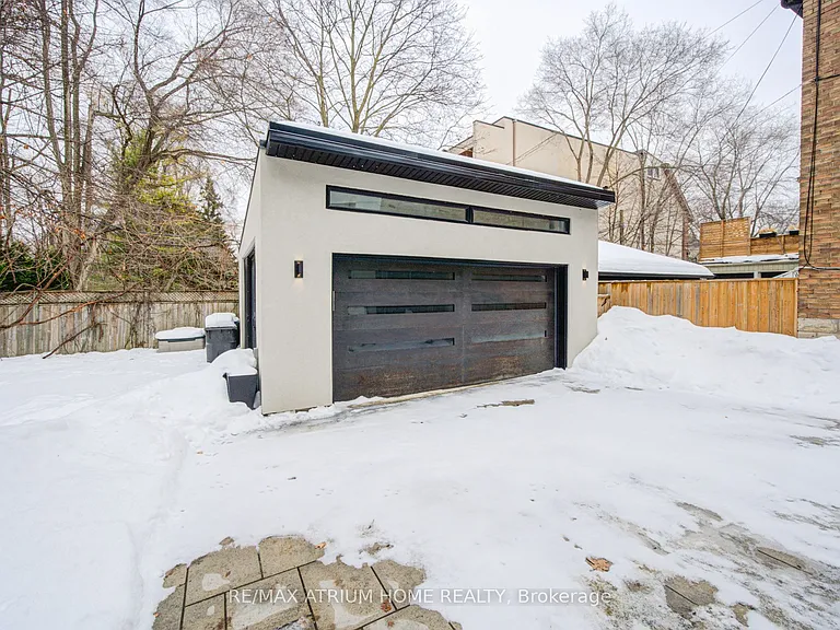 6 Hillholm Rd — Photo 35