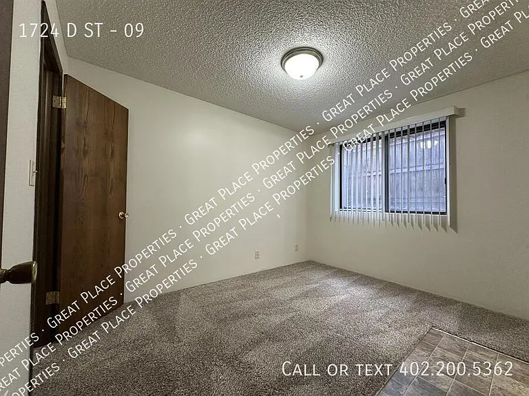 1724 D St #9 — Photo 7