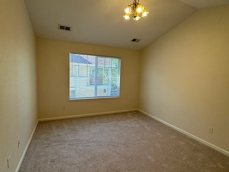 4715 Hahns Peak Dr #201 — Photo 4