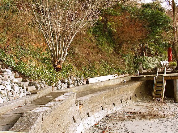 Bulkhead & beach