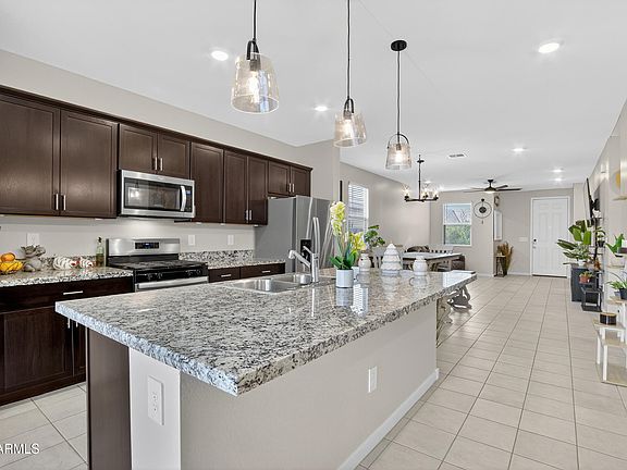 4th image of 19090 N SILVER DOG Way