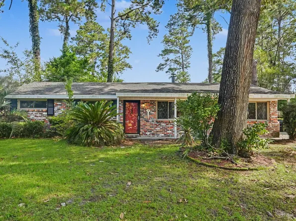 18 Silverstone Cir, Savannah, GA 31406