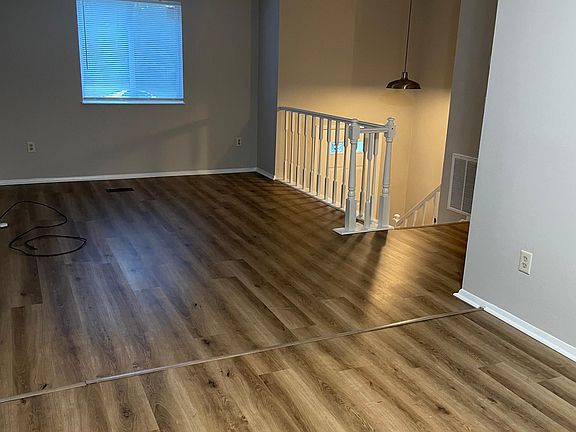 5th image of 2501 Camellia Dr Unit B