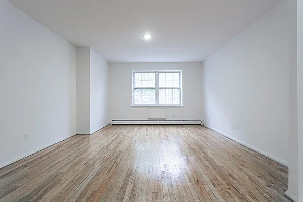 Rented by Dream Space Realty | media 16