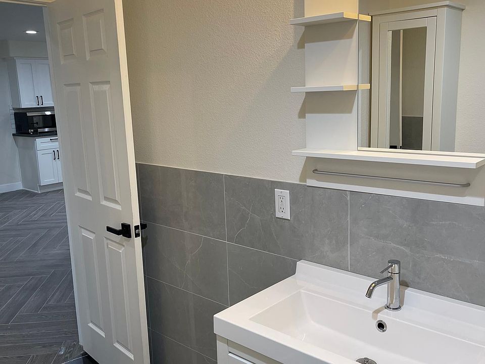 1st image of 516 13th St #518