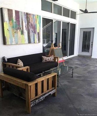 Home For Sale In Polo Trace