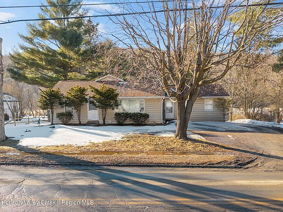 3rd image of 54207 New York 30