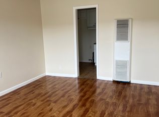 134 E Hazel St APT 8, Inglewood, CA 90302