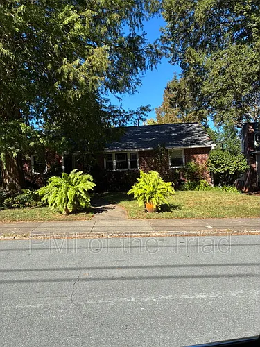 915 Carolina Ave #D Photo 1