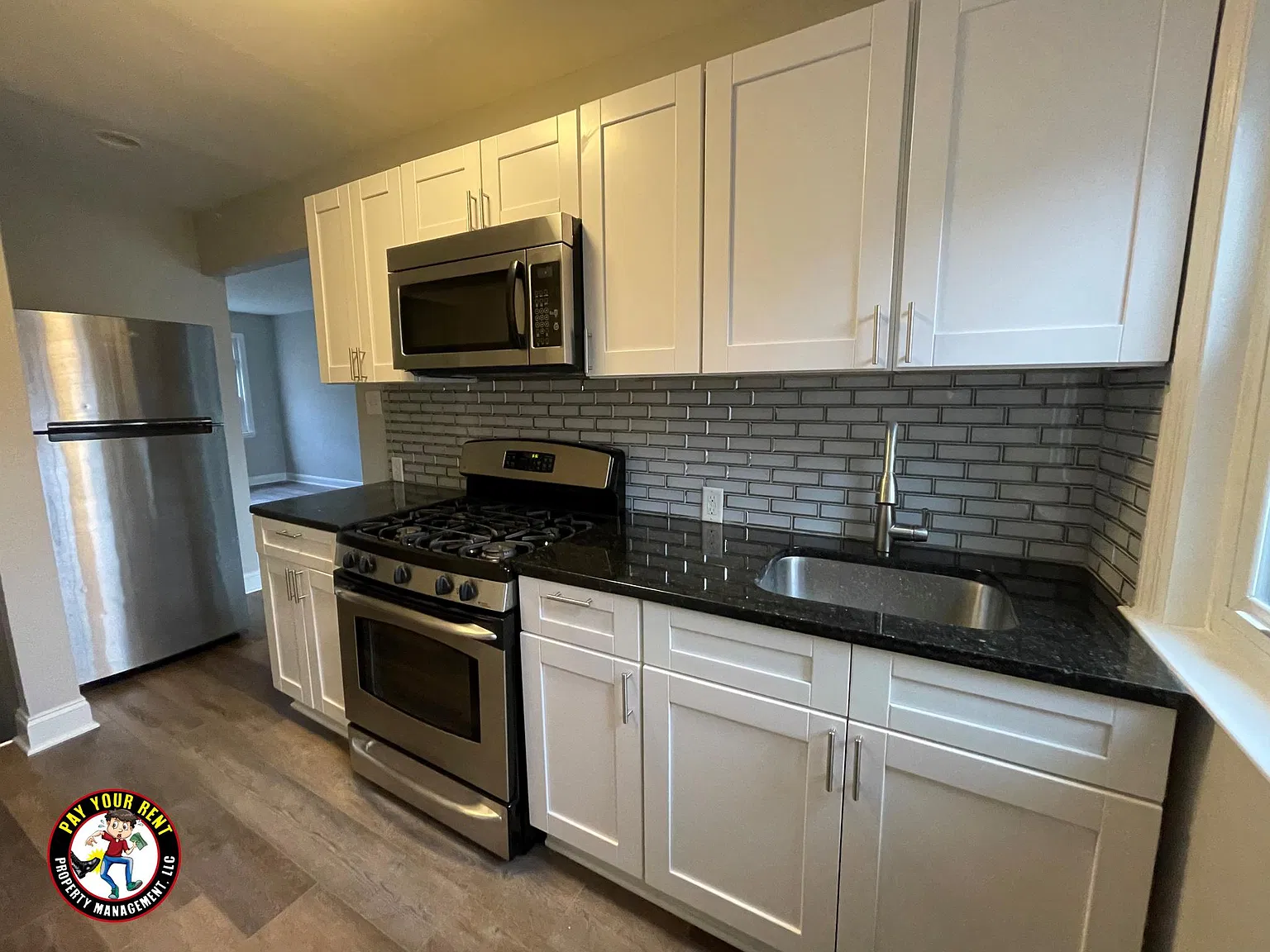4 bed, 1200 sqft, $2,500 — Photo 2