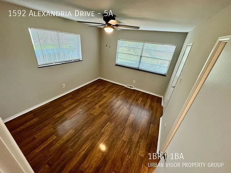 1592 Alexandria Dr #5A — Photo 26