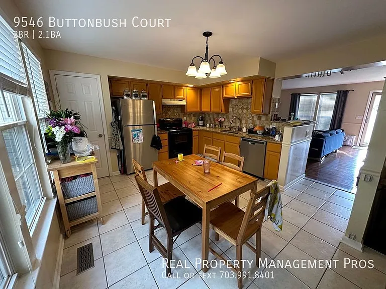 9546 Buttonbush Ct — Photo 5