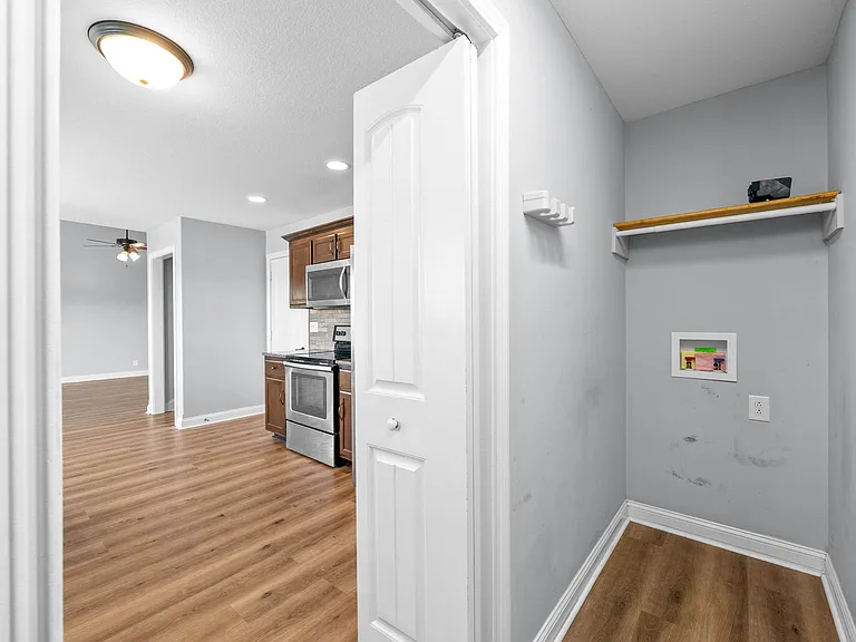 1320 Canyon Pl — Photo 14