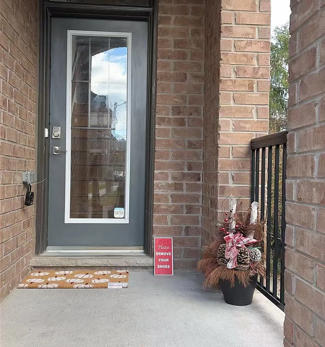 3 bed, $3,200 — Photo 2