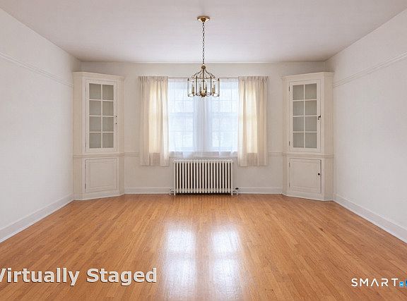 4th image of 75 Colonial Drive