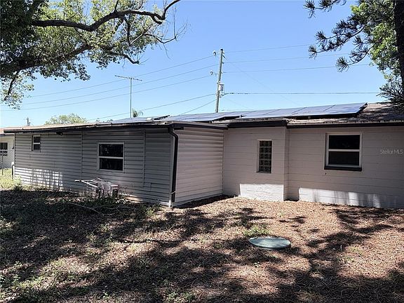 4th image of 3818 Moog Rd