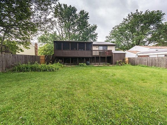 2nd image of 1636 Evinrude Ave