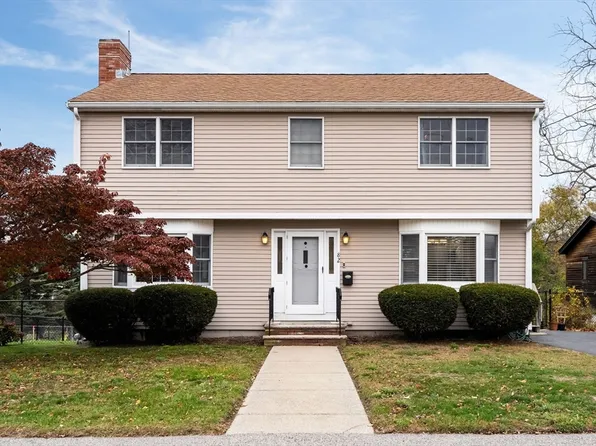 82 Lenox St, Quincy, MA 02169