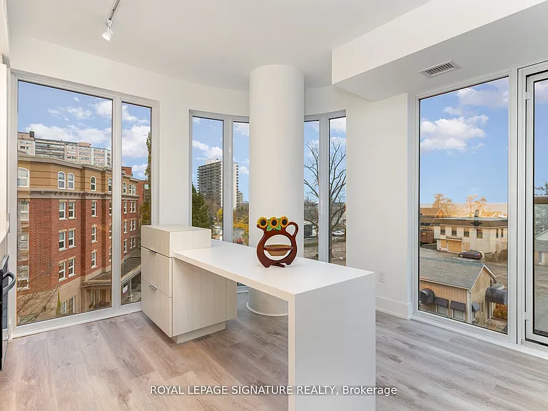 370 Martha St #304 — Photo 11