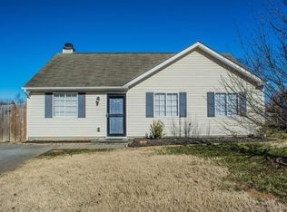 2447 Stratford Lake Rd, Winston Salem, NC 27103