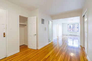 Rented by Hillel Realty Group