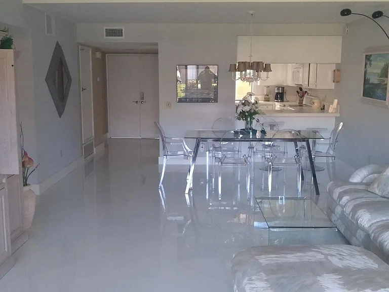 72 Majorca Dr — Photo 16