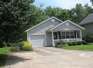 126 Ocean Dr, Huntington, WV 25705