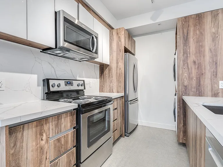 1170 Barclay St #304 — Photo 13