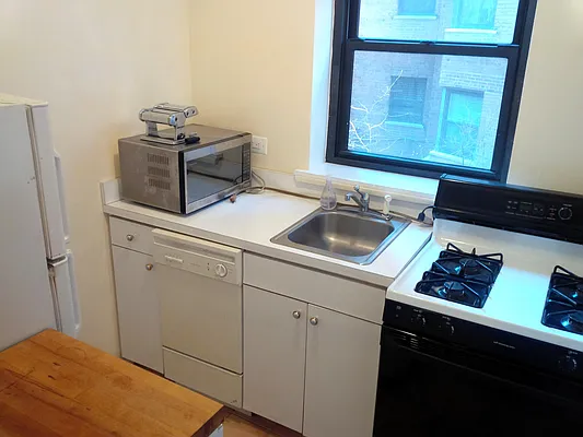 Sold by Vize Property Group | media 10