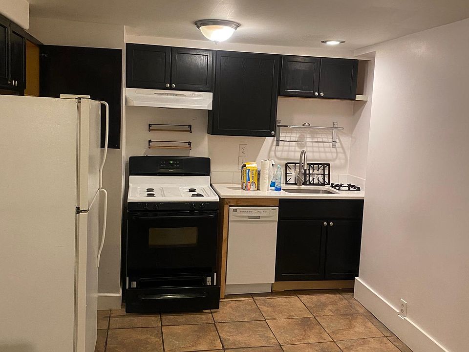 1st image of 1387 E Zenith Ave