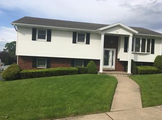 9 Northview Rd, Hughestown, PA 18640