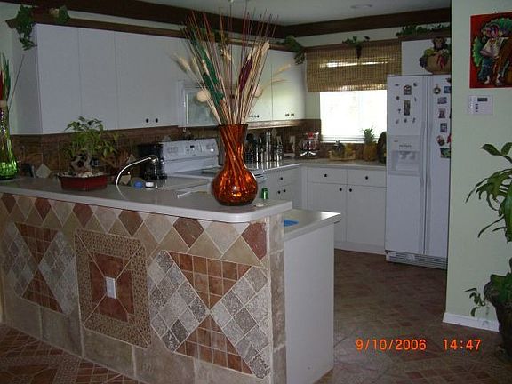 3rd image of 2658 Nellie Ln