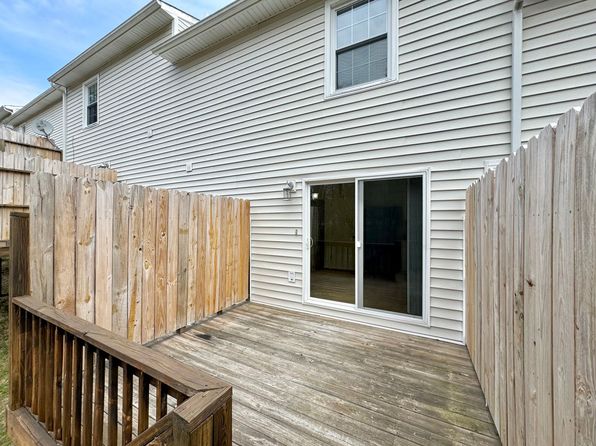Eastover Drive, 1921 Eastover Dr APT F, South Boston, VA 24592