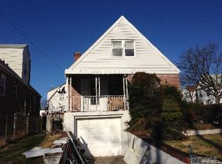 15919 46th Ave, Flushing, NY 11358
