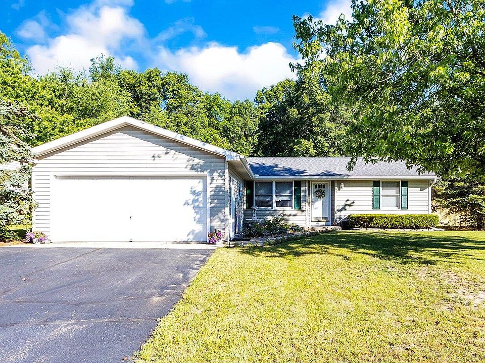 4677 Vista Dr, Bridgman, MI 49106 Zillow
