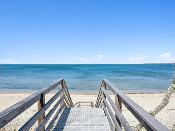 62 Landfall Rd, East Hampton, NY 11937