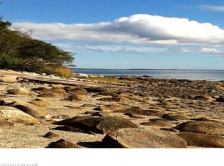 8 Greens Way, Sargentville, ME 04673