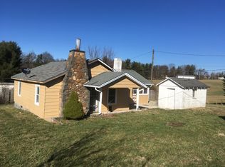 1249 E 27th Ct, Des Moines, IA 50317