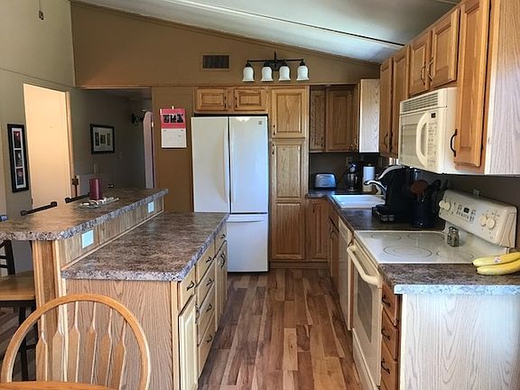 5th image of 165 Dana Ln