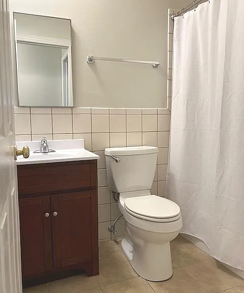 FULL BATH TUB/SHOWER