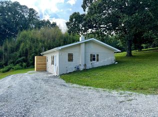 145 Grace Rd, Bon Aqua, TN 37025