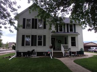 523 E Wells St, Geneseo, IL 61254