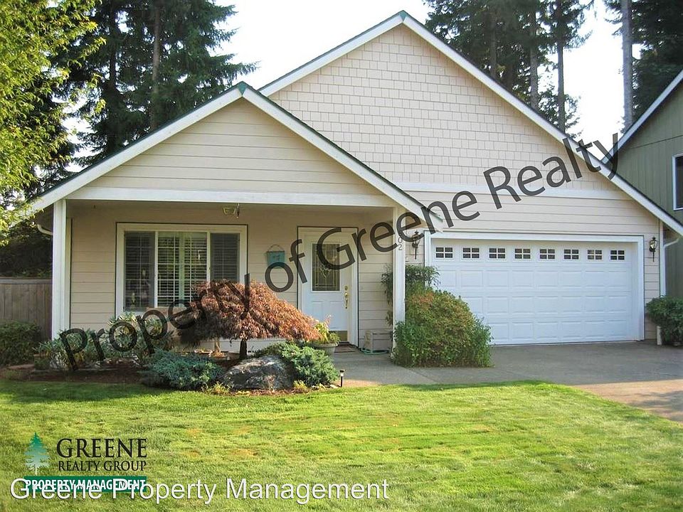 1st image of 802 Sarah Ct NW