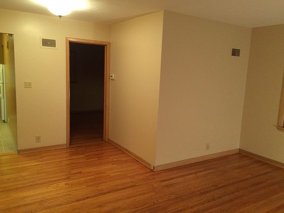 2nd image of 1044 S 39th St