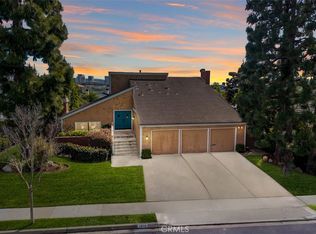 1208 Somerset Ln, Newport Beach, CA 92660