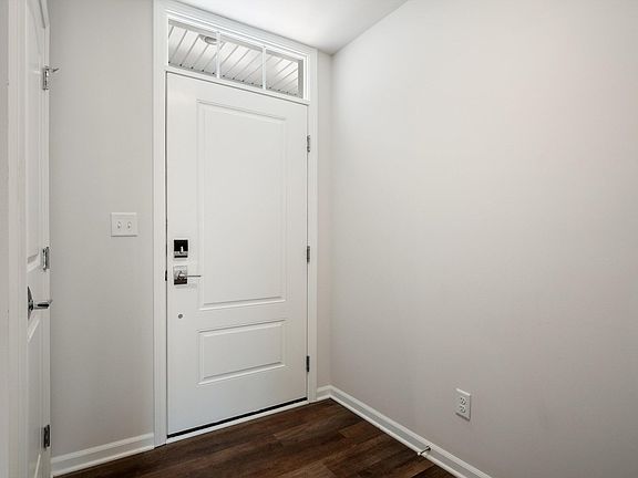 4th image of 603 Angus Ln