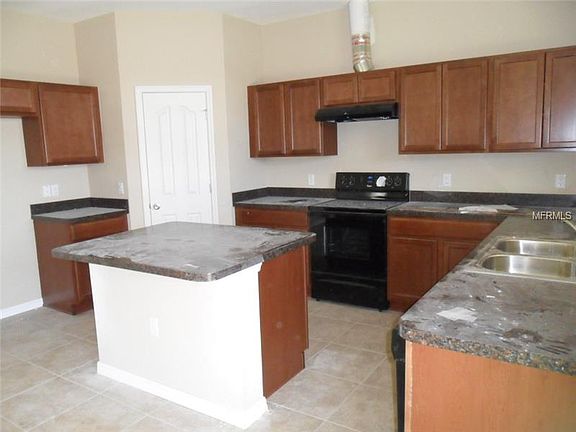 3rd image of 7271 Somerset Pond Dr