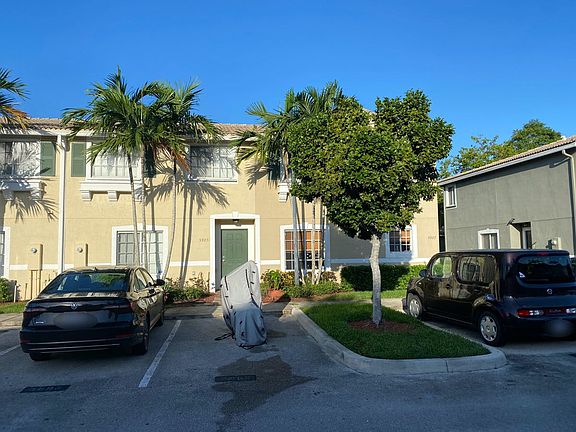 2nd image of 5905 Manchester Way