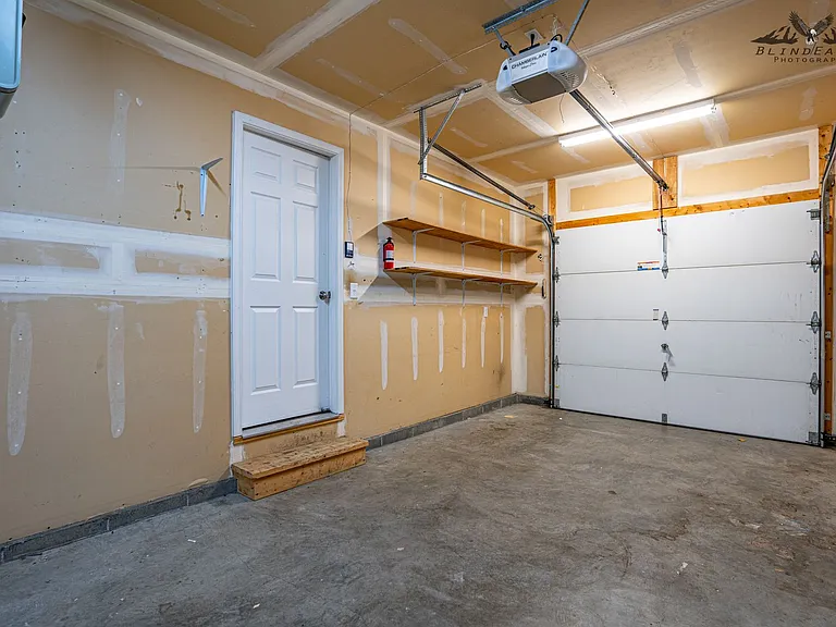 1290 N Hoka Hay Cir — Photo 14