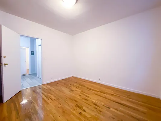 Rented by City Connections Realty | media 9